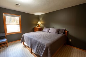 7 habitaciones, escritorio, wifi gratis y ropa de cama 