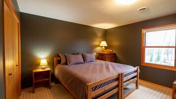 7 slaapkamers, een bureau, gratis wifi, beddengoed