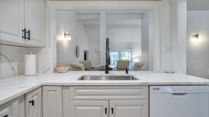 Interior - Charming Sea Pines Getaway w/ King Bedroom, Deck & Near Shops/Pool (Hilton Head Island)