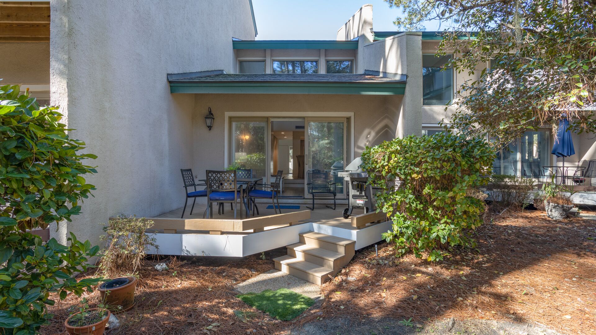 Pet Friendly | Private Deck | Pool