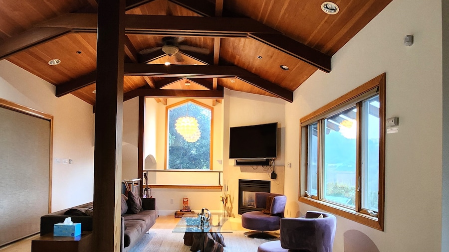 CHIC & EXCLUSIVE HOME