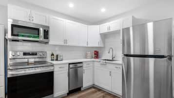 Fridge, microwave, oven, dishwasher