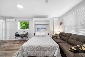 1 chambre, fer et planche à repasser, Wi-Fi gratuit, draps fournis
