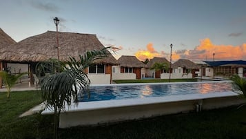 Standard Cabin | Terrace/patio
