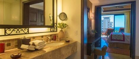 淋浴設備、風筒、提供毛巾、番梘