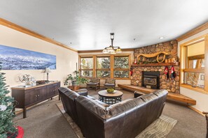 TV, fireplace, DVD player, books - *Summer Sale* Snow Flower 204 - Hot Tub & Heated Pool - Steps to Gondolas Square (Steamboat Springs)
