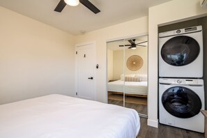 2 bedrooms, WiFi, bed sheets