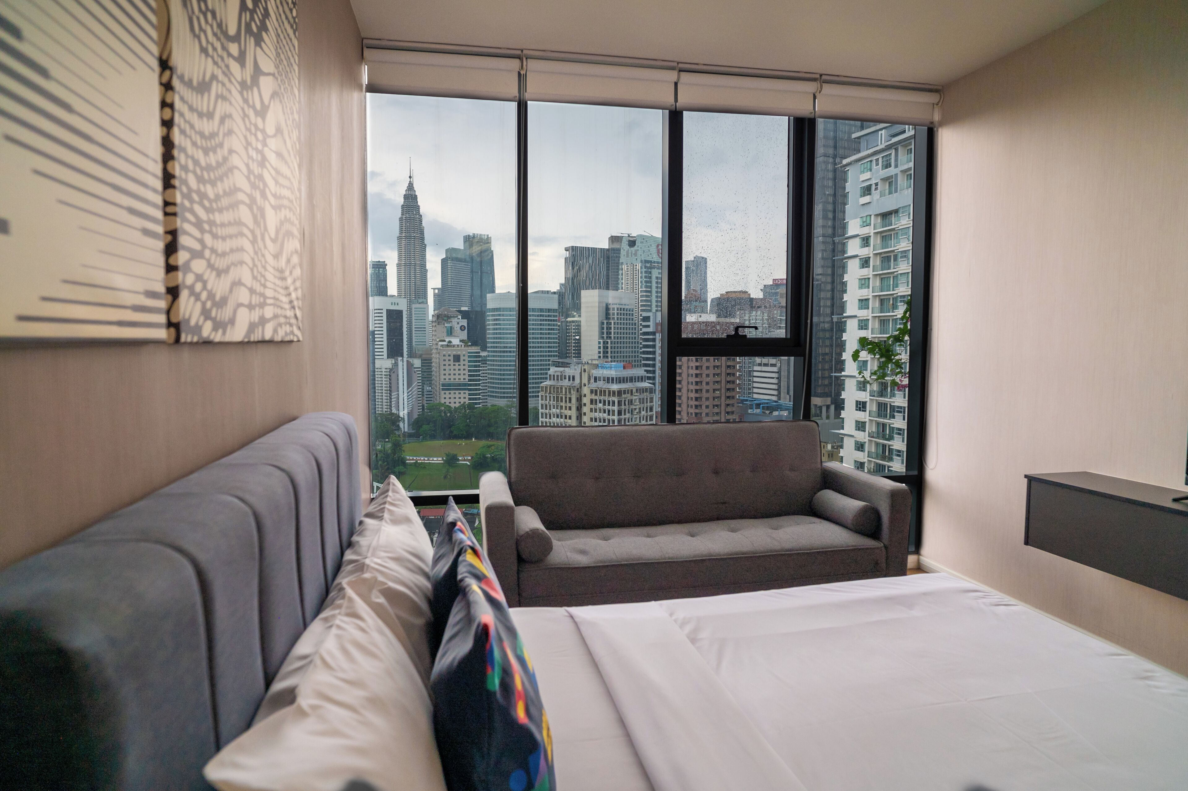 Business-Studio | Hochwertige Bettwaren, kostenloses WLAN