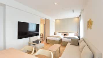 Deluxe Twin Room, Non Smoking | In-room safe, desk, soundproofing, free WiFi