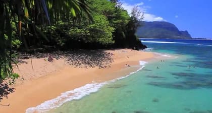 "BALIHAI GETAWAY " Hideaways Beach 125
