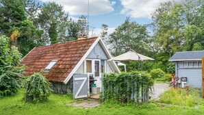 Uklassifisert bilde, 2 av 18, knapp
