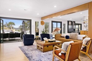 Smart TV, fireplace, video games, stereo