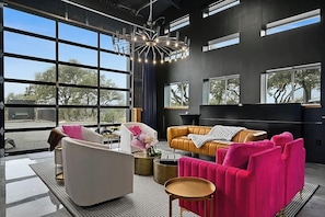 Smart TV, video games, stereo, offices - Micro Resort, Sleeps 20 | Game Barn, Pool, Hot Tub (Dripping Springs)