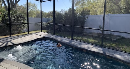 Heated Pool and Hot tub-near Legoland, Disney, Theme parks
