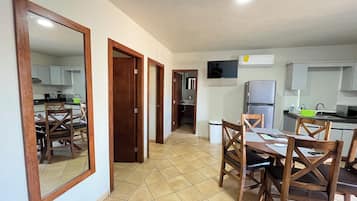 Comfort Condo | Living area | 40-inch flat-screen TV with cable channels, TV