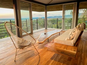 Property grounds - 2 min from the beach - 3BR Jungle modern home with ocean view (Mal Pais)