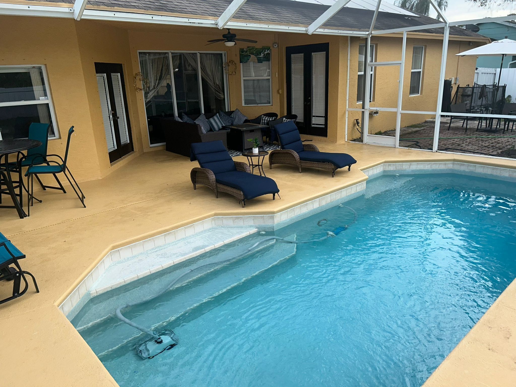 Piscine extérieure