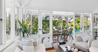 Stunning Three Bedroom Home in Mosman with Pool