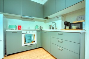 Fridge, microwave, oven, dishwasher