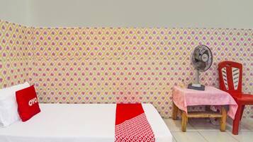 Single Room | Free WiFi, bed sheets