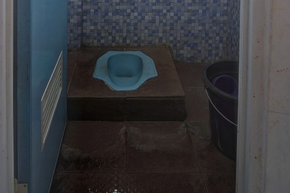 single room | bathroom | shower, rainfall showerhead, towels, toilet paper