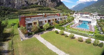 The Peace Of The Lake