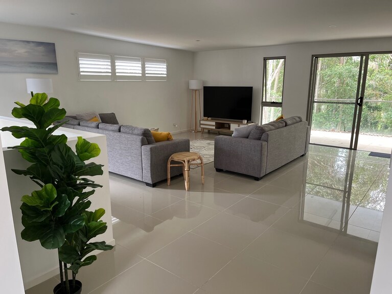 Casa Lina W/ Pool - The Place To Relax, Unwind And Reset - Long Beach