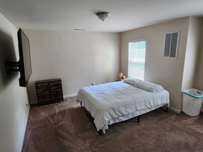 3 Schlafzimmer, Schreibtisch, kostenloses WLAN, Bettwäsche