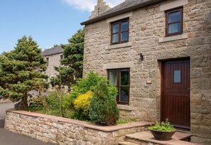 Exterior detail - A cottage that sleeps 8 guests  in 4 bedrooms (Castle Carrock)