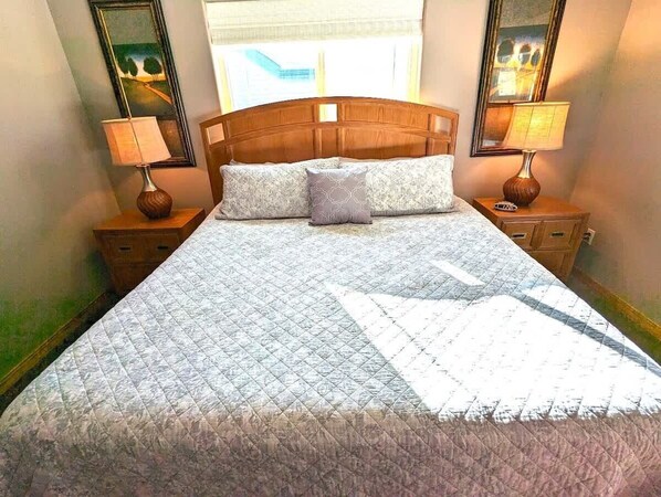 3 bedrooms, iron/ironing board, WiFi, bed sheets