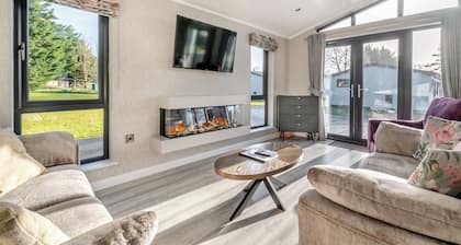 3 bedroom accommodation in Faringdon