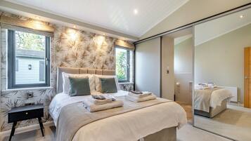 3 bedrooms