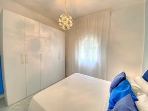 2 camere, ferro/asse da stiro, Wi-Fi gratuito, lenzuola