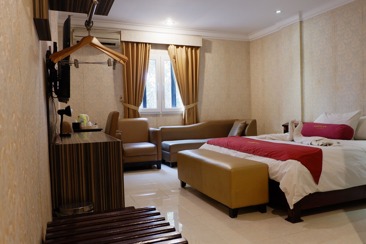 Standard Suite | Desk, WiFi (free), bed sheets