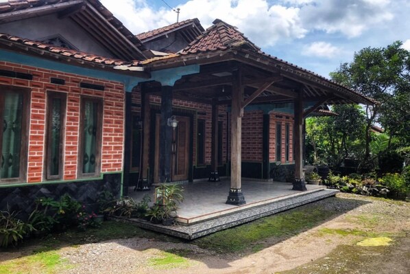 Front of property - Hotel O Desa Wisata Tunggul ArumNearWisata Tunggularum (Kaliurang)