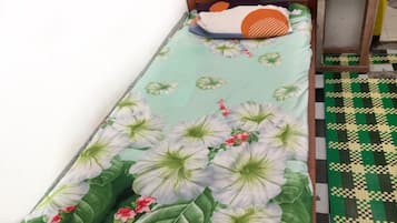 Single Room | Free WiFi, bed sheets