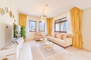 Deluxe 2BR Apartment | 3 Schlafzimmer, Zimmersafe, Bügeleisen/Bügelbrett, kostenlose Babybetten