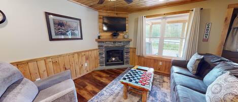 Télévision, cheminée