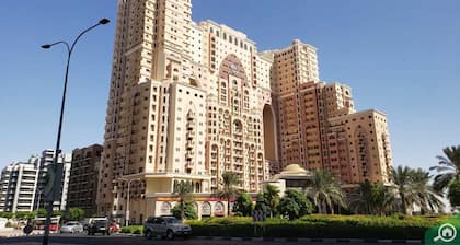 Large Luxury Apartment in the heart of Dubai Silicon Oasis