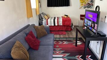1 chambre, bureau, fer et planche Ă repasser, Wi-Fi gratuit