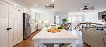 Harborside by AvantStay | Expansive Destin Retreat