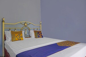 Escritorio, espacio para trabajar con un portátil, wifi gratis