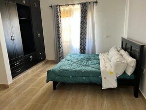 3 bedrooms, Internet
