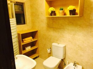 Baignoire, serviettes fournies