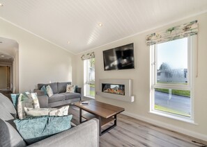 Living area - 4 bedroom accommodation in Faringdon (Faringdon)