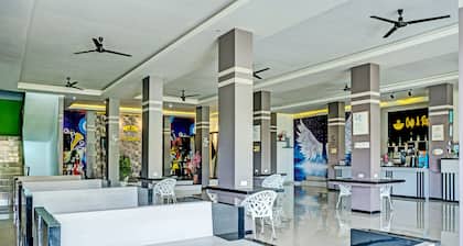 OYO 92152 Hotel The Wong