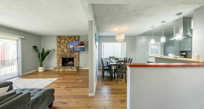 Cozy, Calm, Cool 3Bd fenced yard