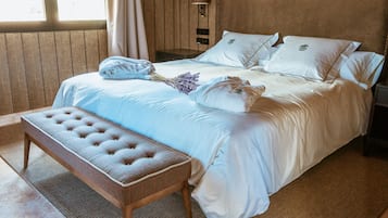 7 dormitorios, escritorio, wifi y ropa de cama
