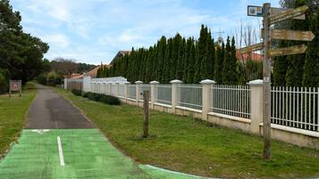 Enceinte de lâhĂ©bergement