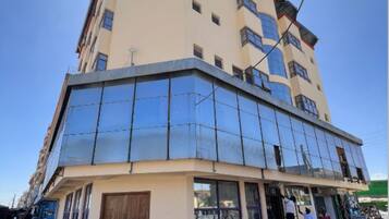 Mặt tiền nơi lưu trú